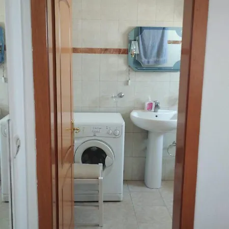 Habitación en casa particular Dhoma Pushimi Per 4 Stinet 61 Pogradec