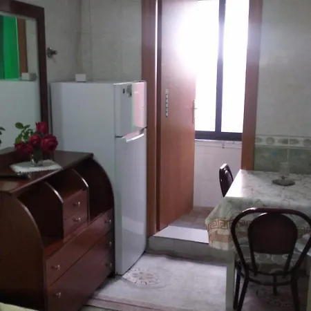 Habitación en casa particular Dhoma Pushimi Per 4 Stinet 61 Pogradec